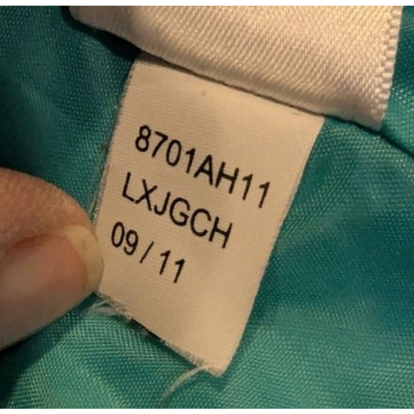 Women's Aeropostale Purple Teal Puffer Vest S - Picture 6 of 8